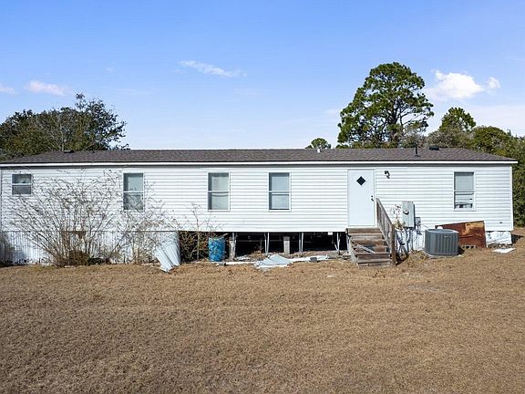 3rd image of 2564 River Rd SE