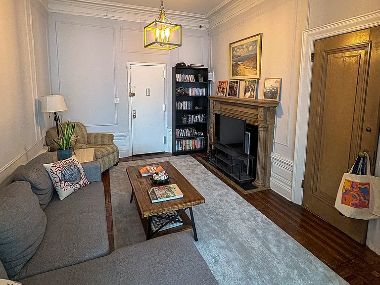 140 W 69th St #43A — Photo 3