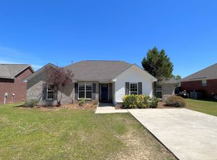 140 Sterling Dr, Elmore, AL 36025