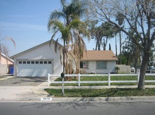 6870 Comstock Ave, Riverside, CA 92503