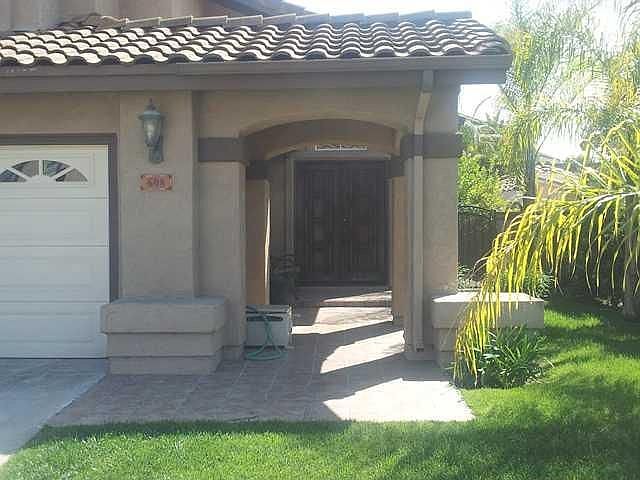 2nd image of 608 Crescent Dr