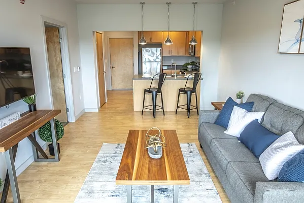1 bed, 709 sqft, $1,540 — Photo 4
