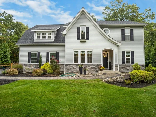 5114 Arthur Ave, East Stroudsburg, PA 18301