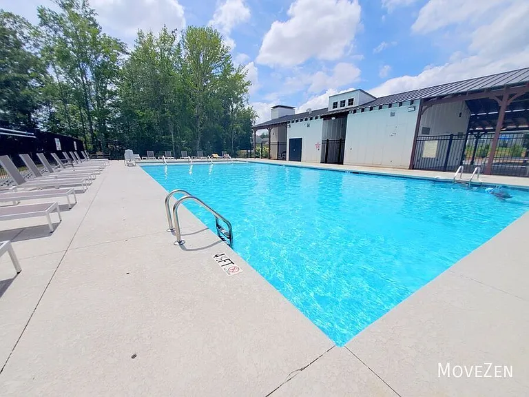 349 Silicon Dr — Photo 27