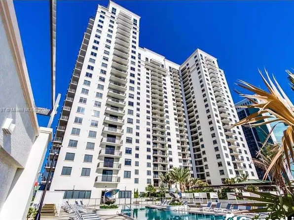 999 SW 1st Ave, Miami, FL