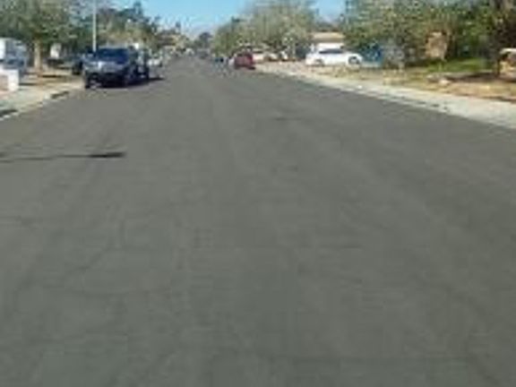 Exterior Neighborhood (street photo)