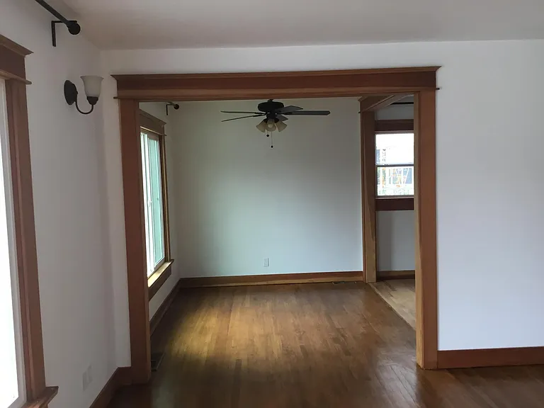 2607 S Barrington Ave #2607 — Photo 5