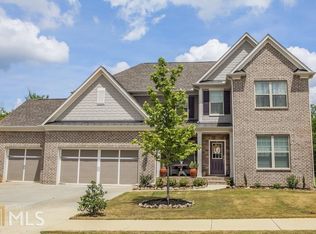 279 Vinca Cir, Suwanee, GA 30024