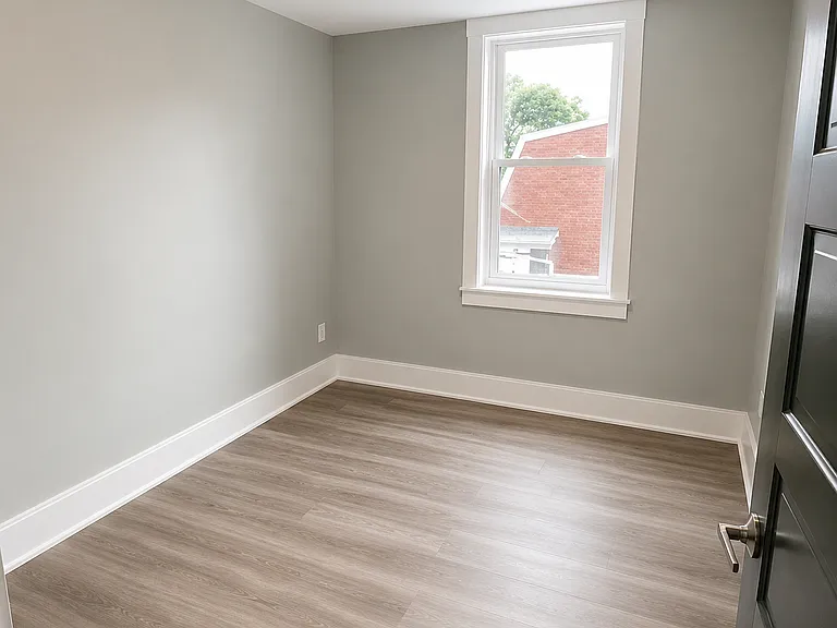 1656 Broadway Ave #302 — Photo 8
