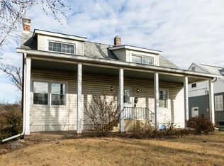 25 Lakeview Dr, Saint Louis, MO
