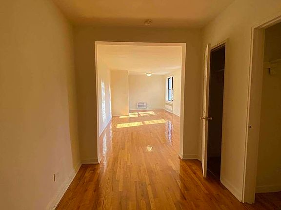 2nd image of 35-43 Leverich St #403