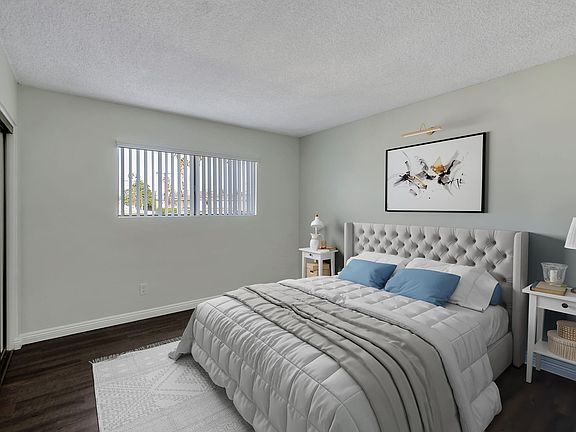 5th image of 2341 W Crescent Ave #20