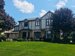 5356 River Oaks Ct, Sylvania, OH 43560