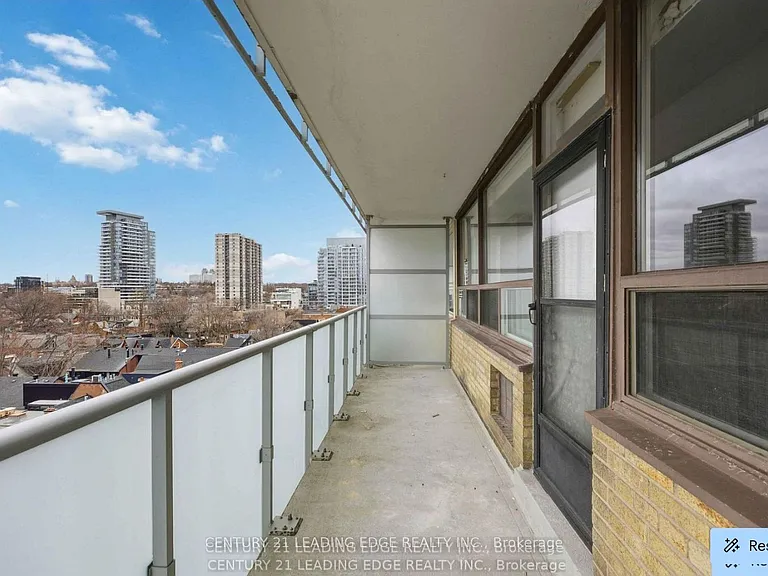 103 Avenue Rd #701 — Photo 10