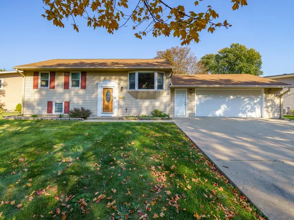 650 Surf Ter, Wauconda, IL 60084