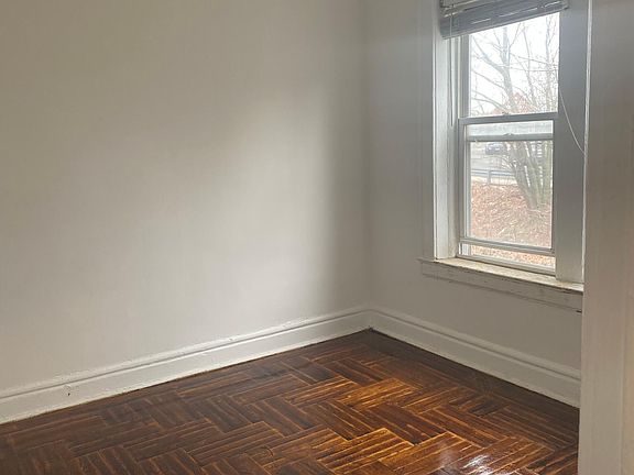 4th image of 93 Milford Ave APT 3A