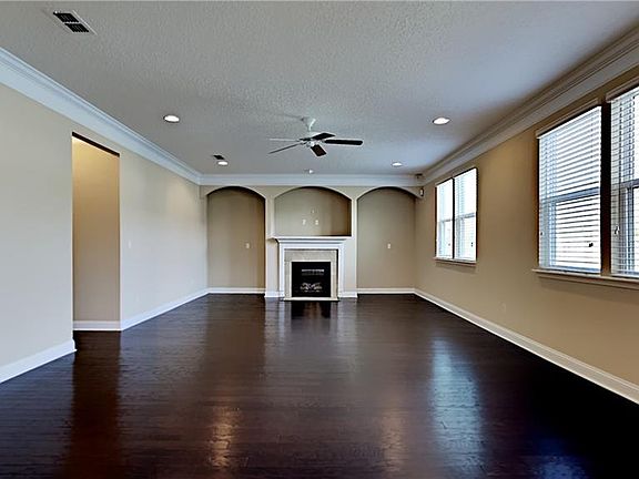 5th image of 4781 Plantation Oaks Blvd