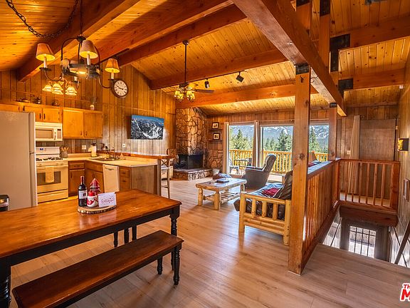 4th image of 1169 Green Mountain Dr