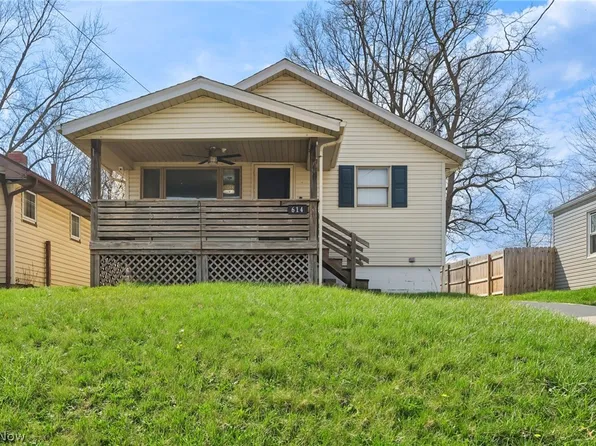 614 Stanley Rd, Akron, OH 44312