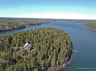 73 Pole Is, Harpswell, ME 04079