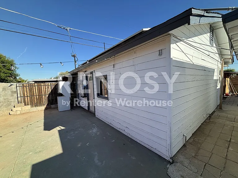 2818 W Heatherbrae Dr — Photo 42