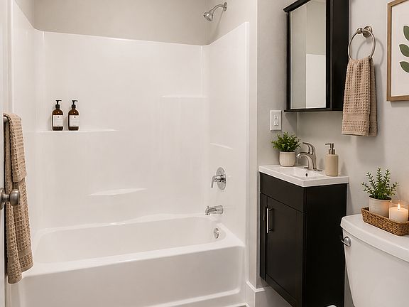 4th image of 1823 Quincy St NE #2