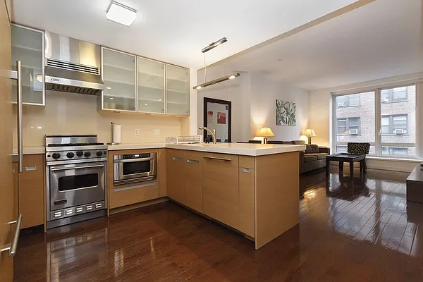 Rented by Park River | media 16