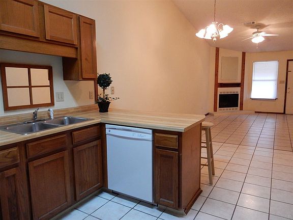 5th image of 5932 Mona Ln #A