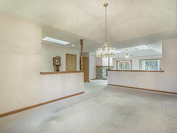 5th image of 9 Calabash Dr