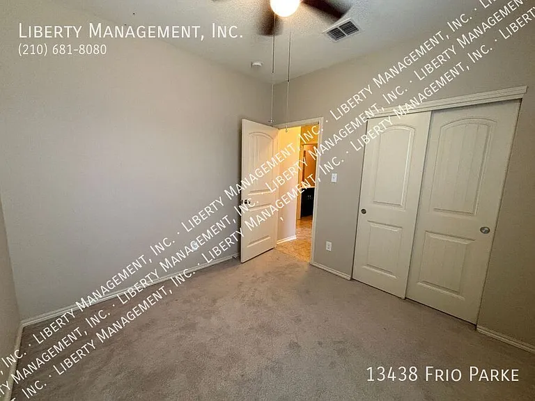 13438 Frio Parke — Photo 24