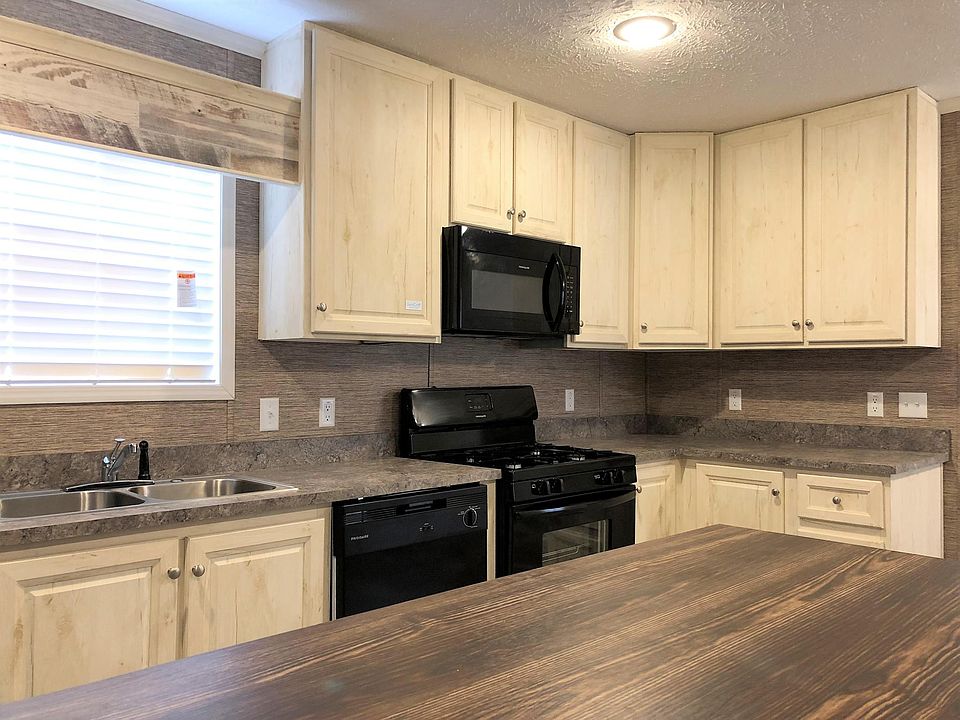 1st image of 4063 Hickory Trl E