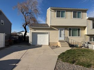 1436 W Twin Oaks Dr, West Jordan, UT 84088
