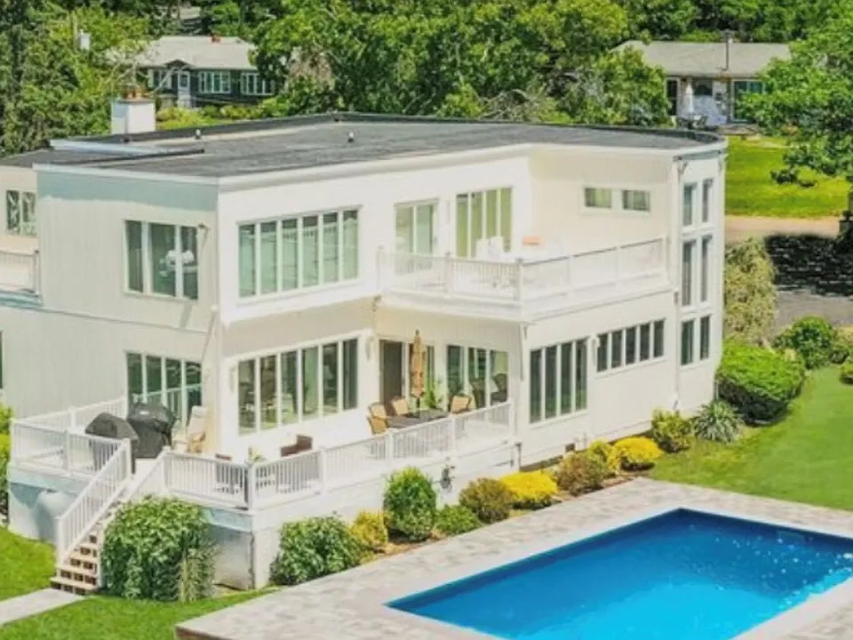 45 Romana Dr
