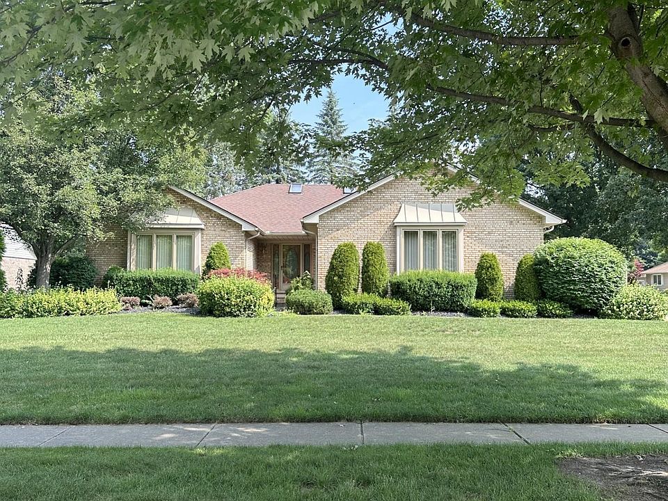 1st image of 35981 Diane Ln