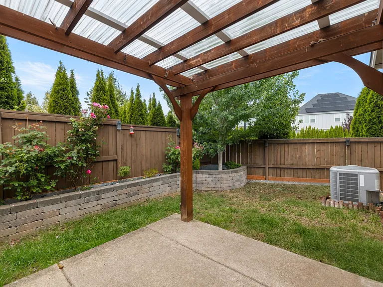 7493 NW Tanoak Ter — Photo 27