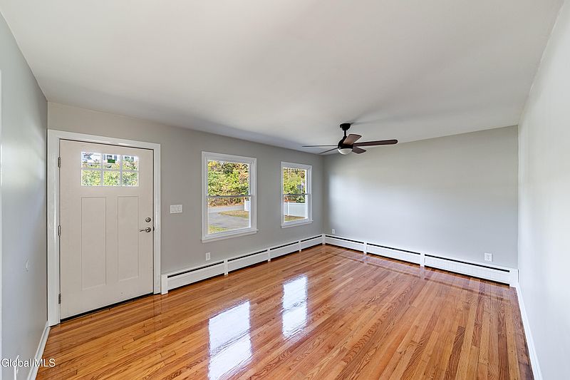 3rd image of 928 Third Avenue