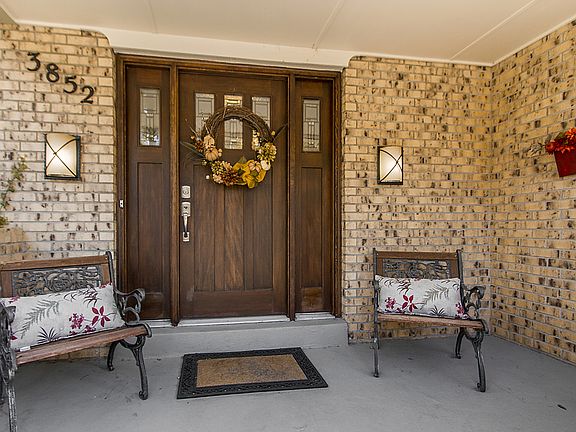 3rd image of 3852 S Newport Way