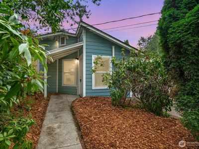 17211 Des Moines Memorial Drive S, Burien, WA, 98148