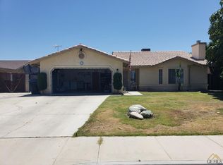 1225 Pecan St, Wasco, CA 93280