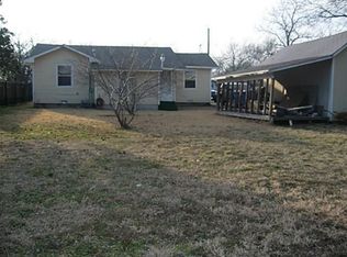 1012 N Prairie Creek Rd, Dallas, TX 75217