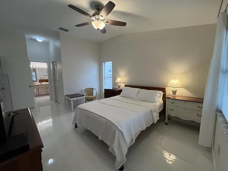 13106 Dobree Pl — Photo 18