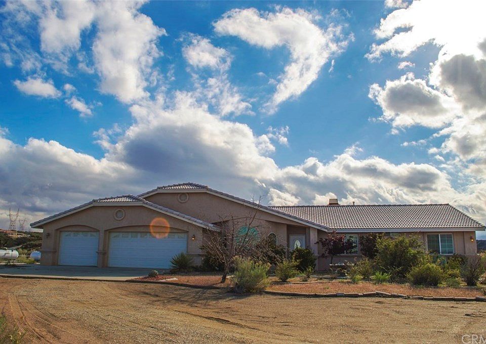 1st image of 8011 Anaconda Ave