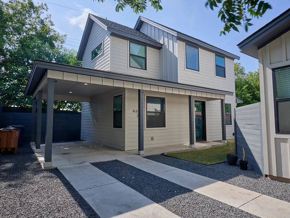 4615 S 2nd St #2