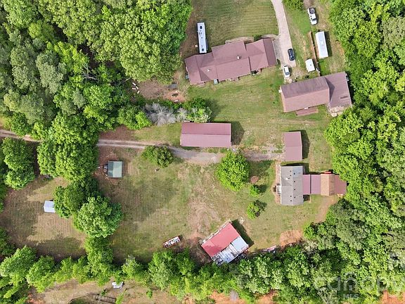 4th image of 1375 Phaniel Church Rd