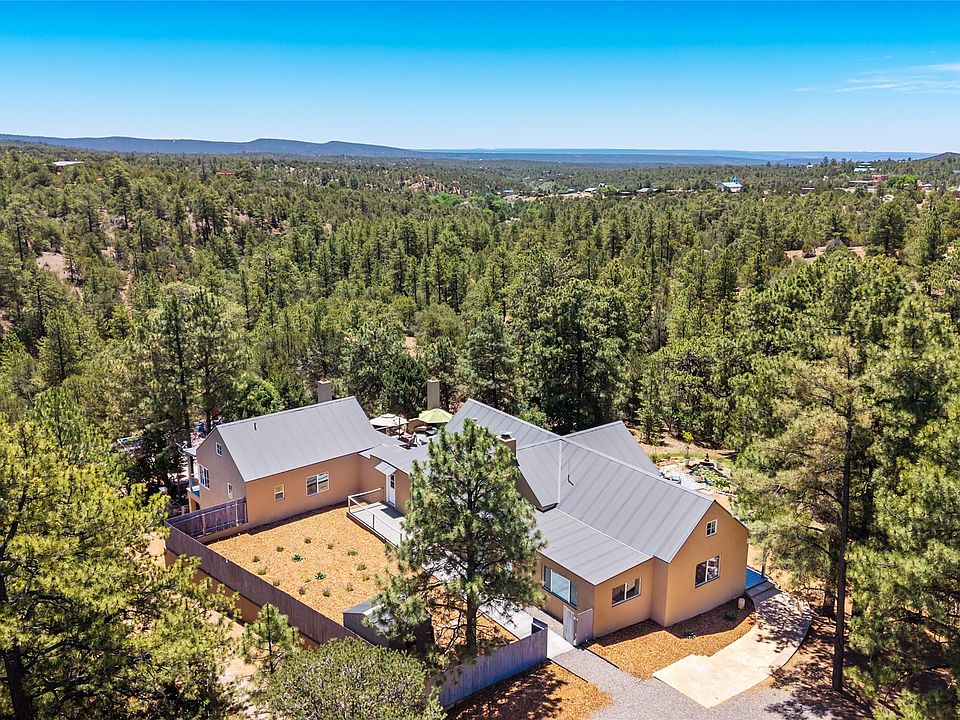 1st image of 61 Ortiz Rd