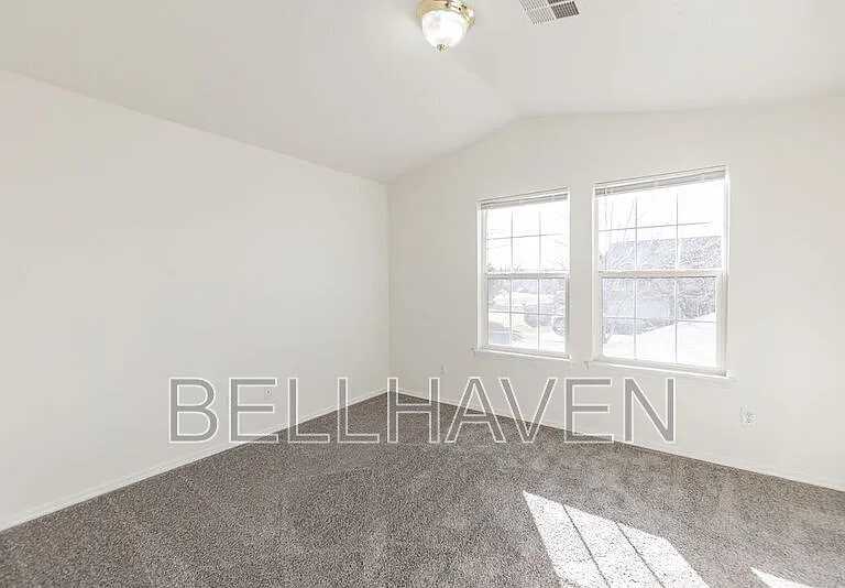 9626 W Rustica Dr — Photo 4
