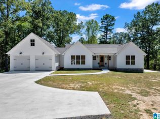 5420 Skyline Dr, Warrior, AL 35180