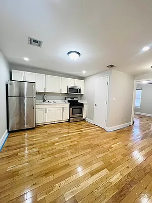 Rented by Pear NYC LLC | media 2