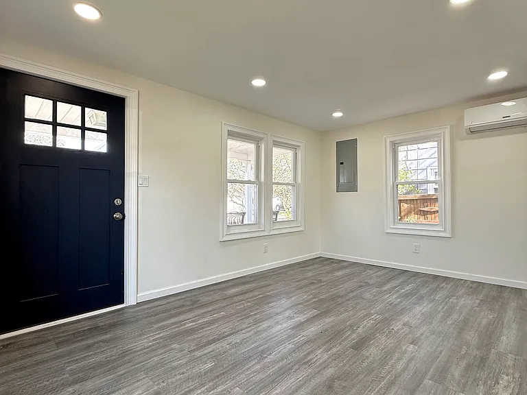 144 W End Ave — Photo 4