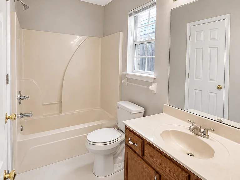 9277 Grove Manor Dr — Photo 6